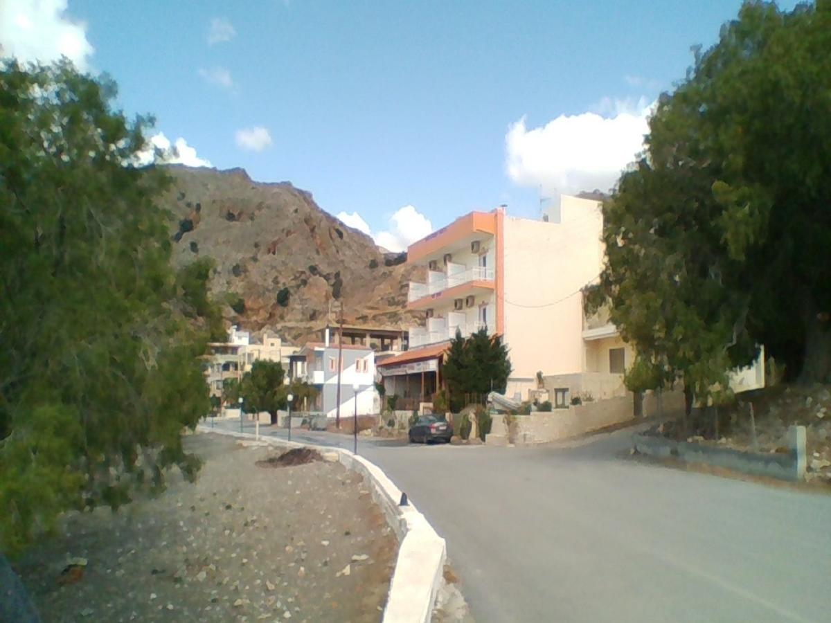 Apollon Aparthotel Tsoútsouros Exterior foto
